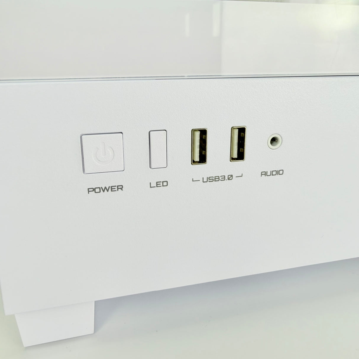 Gaming PC AMD Ryzen 5 5500 - Nvidia RTX 3050 6GB, 16GB DDR4 RAM, 1TB SSD, Windows 11 - WJMTech C201