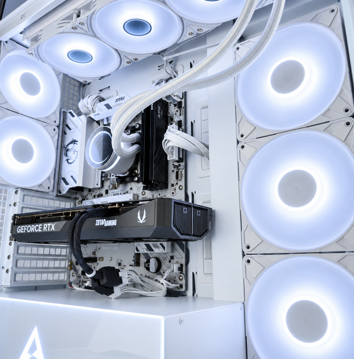 Gaming PC RTX 5070 Ti 16GB Ryzen 7 9800X3D 32GB DDR5 2TB NVMe WJMTech Arctic